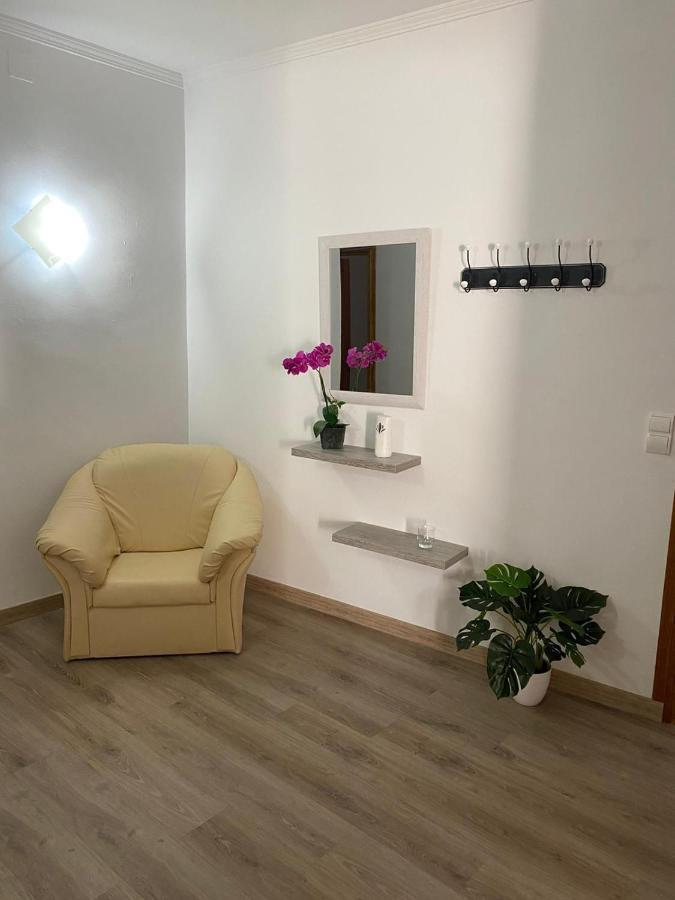 Apartamentos El Peligro Archidona Ngoại thất bức ảnh