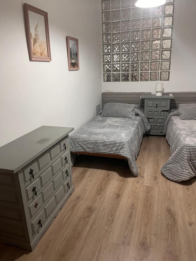 Apartamentos El Peligro Archidona Ngoại thất bức ảnh